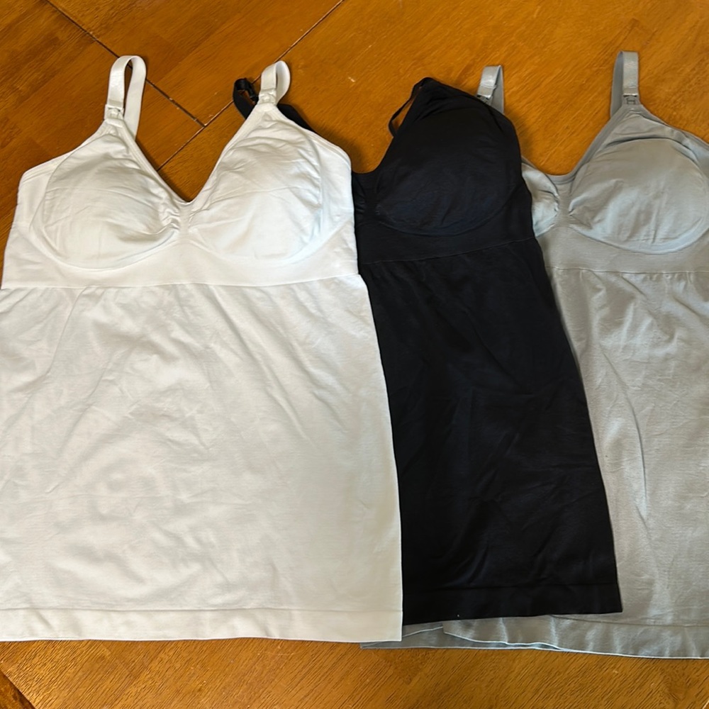 Nursing tank tops - Set of 3